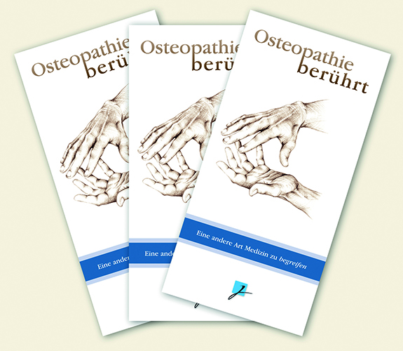 Praxisbroschüre: Osteopathie (Grafik: blau-weiß) Praxisbroschüre: Osteopathie (Grafik: blau-weiß)